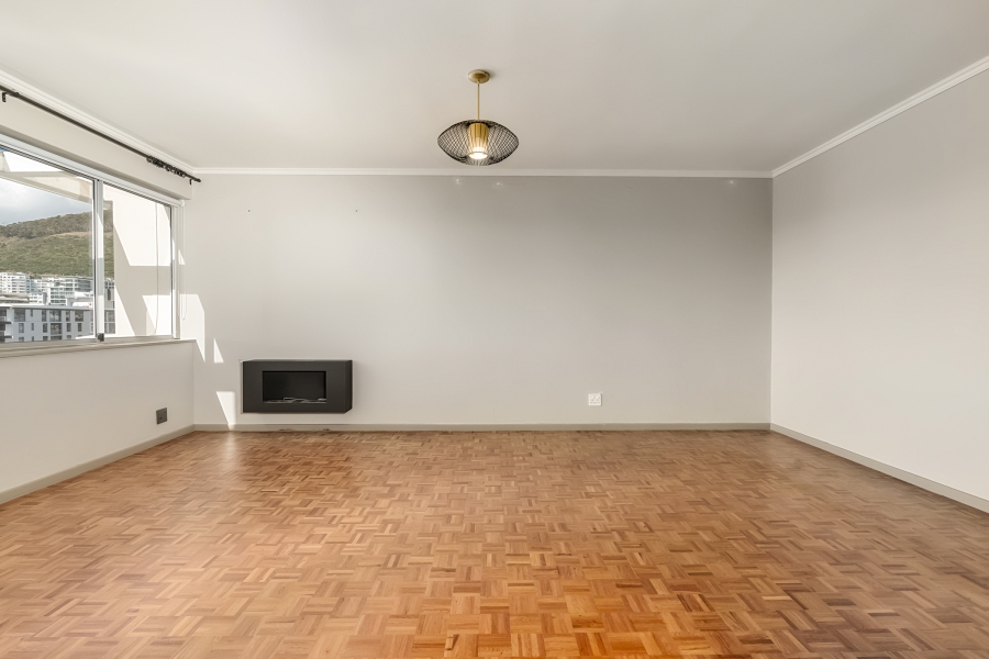 To Let 2 Bedroom Property for Rent in Sea Point Western Cape